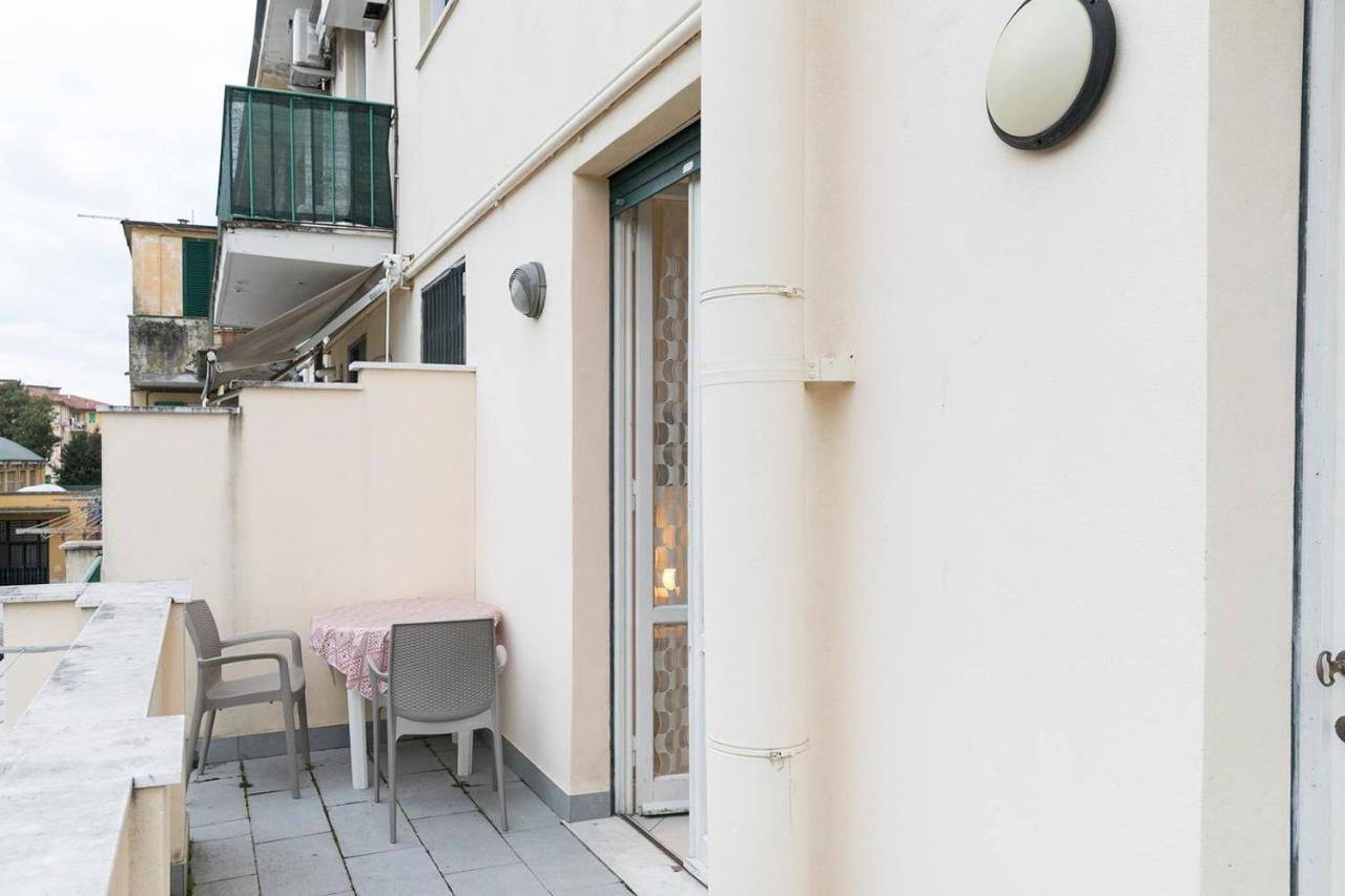 Altido Charming Apt With Terrace Next To Giardino Scotto Lägenhet Pisa Exteriör bild