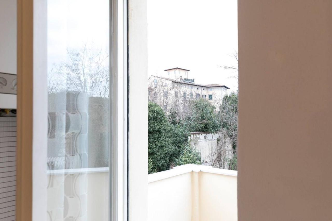 Altido Charming Apt With Terrace Next To Giardino Scotto Lägenhet Pisa Exteriör bild